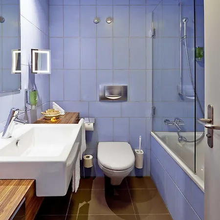 Hotel Sorell Ador 3*