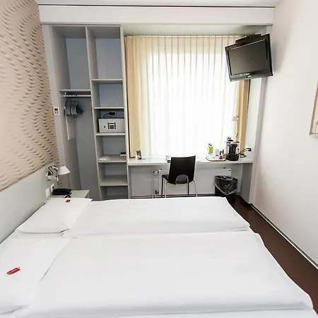 Sorell Business Ador 3*