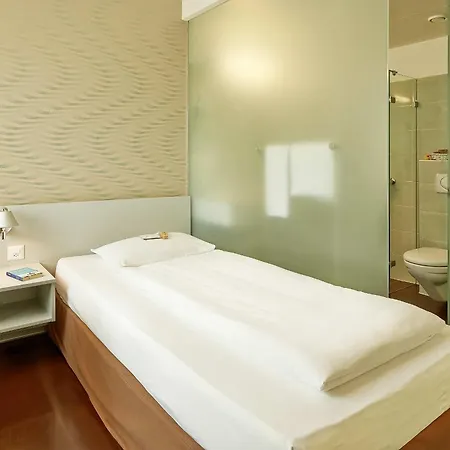 Sorell Business Ador