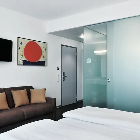 Hotel Sorell Business Ador 3*