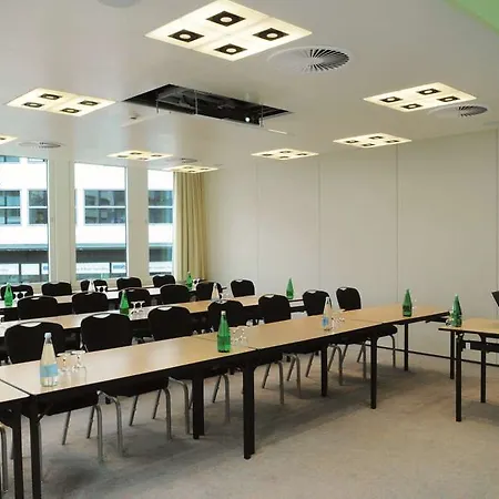 Hotel Sorell Business Ador 3*