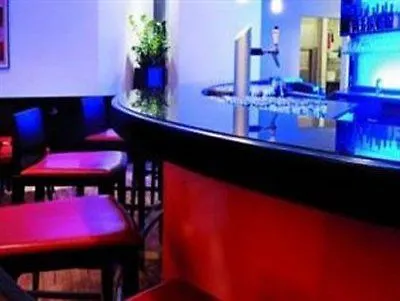 Hotel Sorell Business Ador 3*