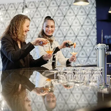 Hotel Sorell Business Ador