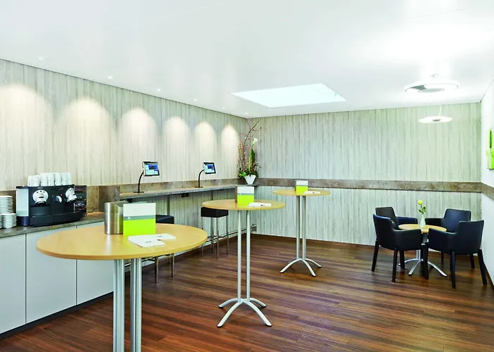 Hotel Sorell Business Ador 3*